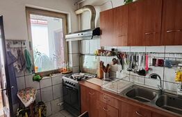 Oază urbană în Centrul Vechi: casă 160 mp, teren 320 mp, garaj