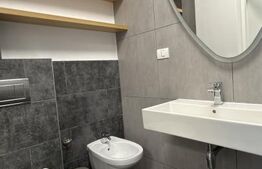 Apartament 3 camere, 2 băi, 57 mp, mobilat, parcare, zona Centru Vechi