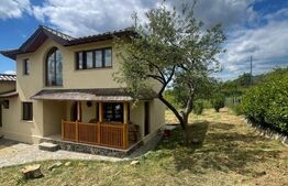 Casă ecologică din beton de canepă, 200 mp, 11 arii teren, zona Tautii de Sus