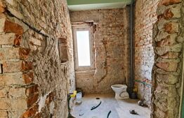 Vila Boutique cu 2 garaje, gradina si piscină - Centrul Orasului !