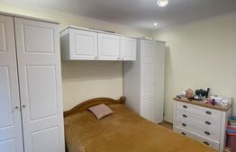Apartament cu 3 camere, 63 mp, etaj 3, 2 băi, balcon și boxă, zona Sasar