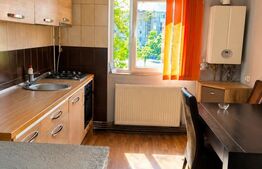 Apartament 2 camere, decomandat, 56 mp, 2 balcoane, etaj 1, zona Hotvon