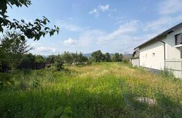 Teren intravilan 2.200 mp, zona Bușag