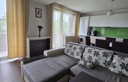 Apartament 3 dormitoare, 2 băi, terasă și balcon, 100 mp, zona Central