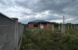 Casă la roșu, 132 mp utili, 5,6 ari, zonă Săcălășeni