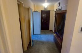 Apartament 3 camere, 57 mp, decomandat, zona Săsar 