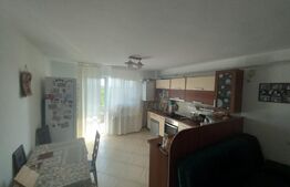 Apartament 3 camere, 67 mp, etaj 3/5, zona Sud