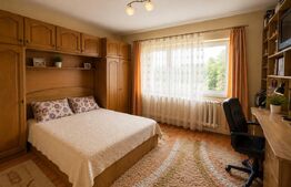 Apartament cu 4 camere, 94 mp, zona Central 