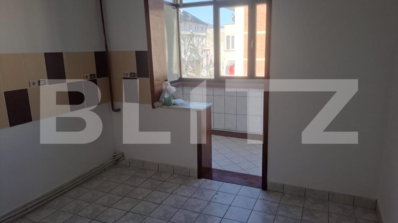 Apartament de închiriat 3 camere Garii - 202300AI | BLITZ Baia Mare | Poza3