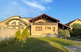 Casă P+1, 240 mp, teren 1.084 mp, 2 garaje, zona Tăuții Măgherăuș