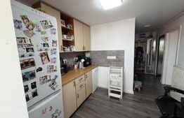 Apartament 3 camere, 71 mp, zona Hotvon