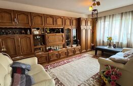 Apartament 4 camere, 80 mp, zona Central 