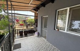 Casa de vanzare, 85 mp, 7 ari teren, zona Sacalaseni