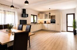 Casa care îți schimbă standardele, 240 MP + 700 MP teren