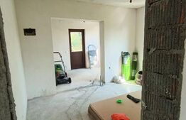 Casă semifinisată zona Valea Borcutului cu panoramă superbă spre pădure 