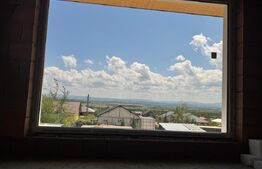 Casă de vânzare, 195 mp  util,  teren 5 ari, zona Tautii Magherus