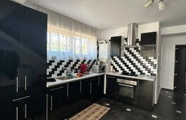Casa de inchiriat, 143 mp, curte 260 mp, zona Centrul Vechi