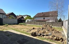 Casa de inchiriat, 143 mp, curte 260 mp, zona Centrul Vechi
