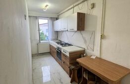 Apartament de vanzare, 61 mp, zona Decebal 