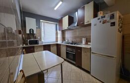 Apartament 3 camere, 50 mp, zona Săsar 