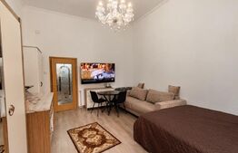 Casă tip triplex, 35 mp, zona Centrul Vechi 