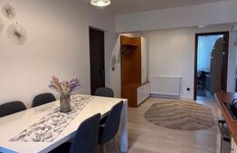 Apartament 3 camere, 96 mp, zona Central 