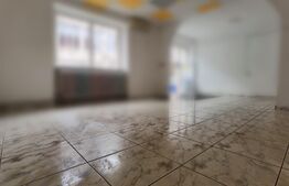 Spatiu comercial zona piata Decebal 45mp