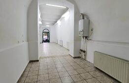 Spatiu comercial 55mp centru