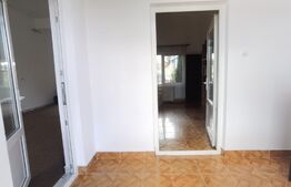 Spatiu comercial si parcare 70mp zona centrala