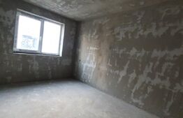 Apartament 3 camere, 73mp, bloc nou, Aurel Vlaicu