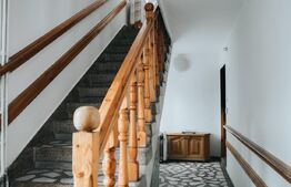 Casa cu 4 apartamente de vanzare cu peste 100mp utili!