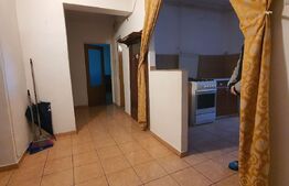 Apartament 3 camere de vanzare