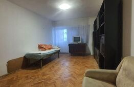 Apartament 3 camere de vanzare