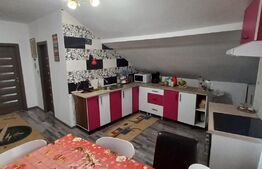 Apartament 3 camere la casa cu curte ,82mp,zona linistita