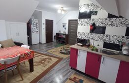 Apartament 3 camere la casa cu curte ,82mp,zona linistita