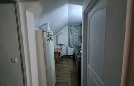 Apartament la casa ,etaj 2 + parcare