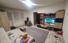 Apartament 2 camere semidecomandate .Zona Andrei Muresanul