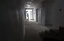 Casa la rosu 200 p+m 1000mp curte, Departe de agitatia orasului 