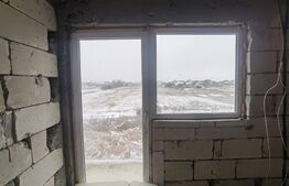 Casa la rosu 200 p+m 1000mp curte, Departe de agitatia orasului 