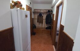 Apartament 2 camere,  decomandat , parcare,Zona 1 Decembrie