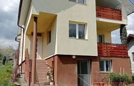 Casa de vis pe 3 nivele, cu grădină generoasă și anexe multiple, la numai 4 km de Bistrița