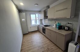 Aparament 3 Camere decomandat Zona 1DECEMBRIE 