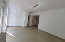 Apartament de 2 camere, 40mp, ideal ca si spatiu comercial!