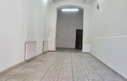 Spațiu Comercial Central de 55 mp - Aproape de Primărie