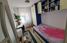 Apartament 4 camere decomandat zona STEFAN CEL MARE 