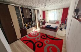 Apartament 3 camere, zona Andrei Muresanul 