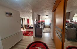 Apartament 3 camere, zona Andrei Muresanul 