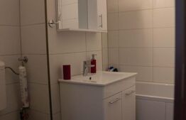 Apartament cu 4 camere, zona Andrei Muresanul 