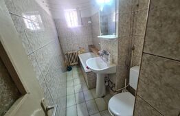 Apartament 2 camere semidecomandate .Zona Decebal