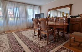 Casa de vânzare cu potențial comercial într-o zonă deosebită